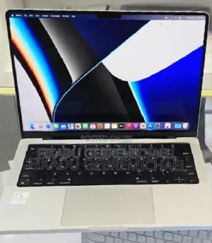 New Laptop Apple MacBook Pro 2021 M1 16GB Intel Core i7 SSD 1T