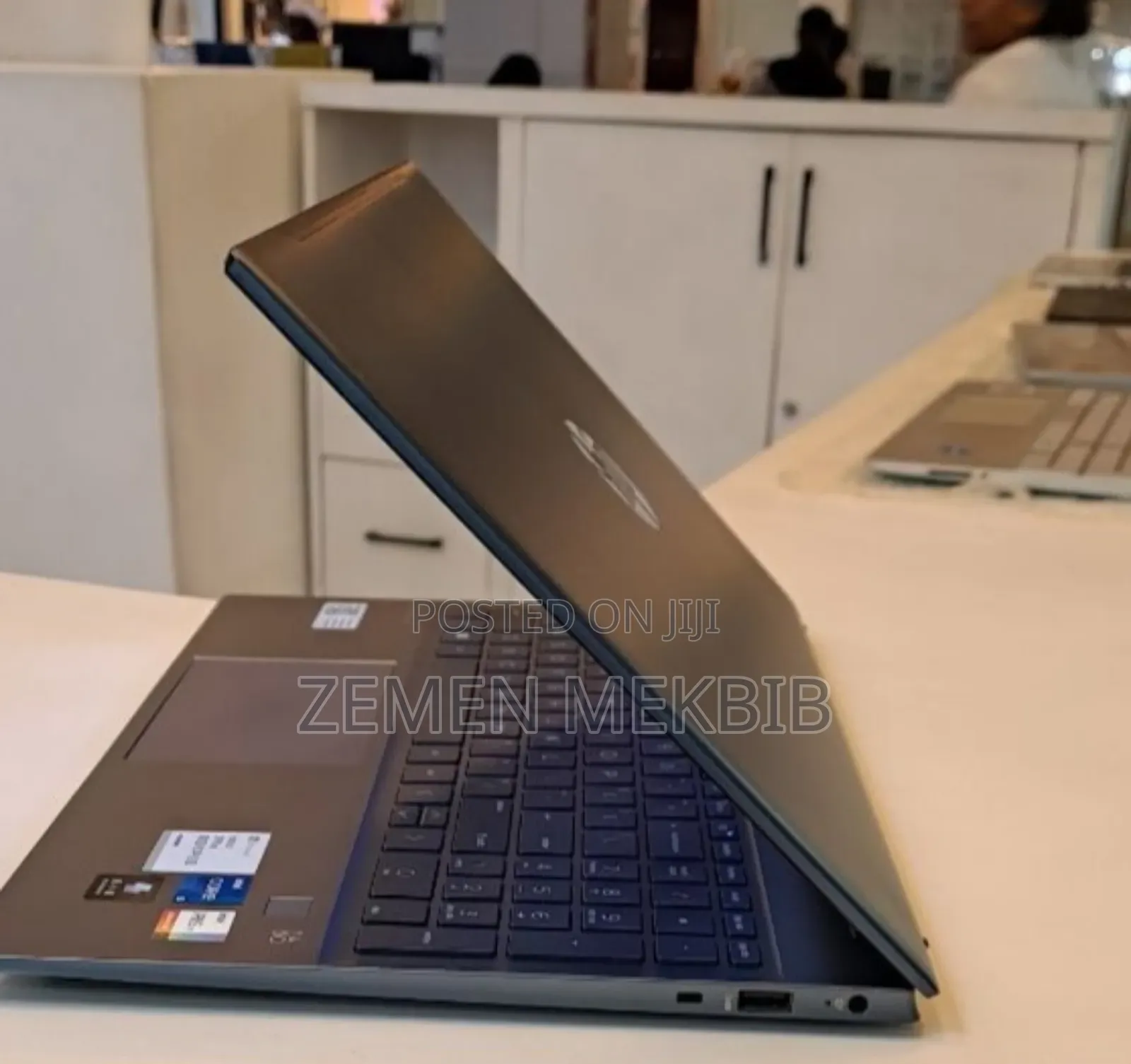 New Laptop HP Envy X360 16GB Intel Core I5 SSD 512GB