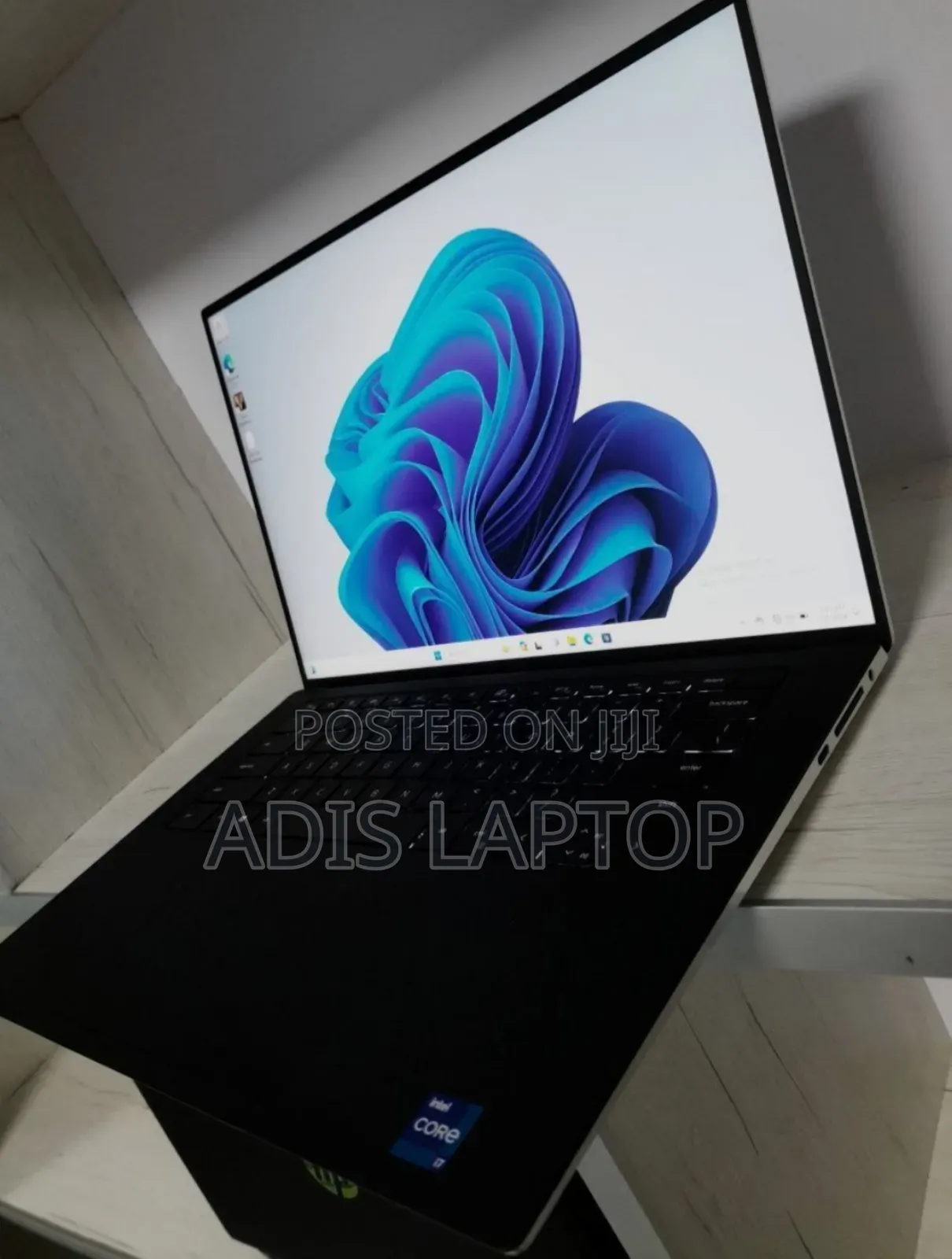 New Laptop Dell XPS 15 16GB Intel Core I7 SSD 512GB