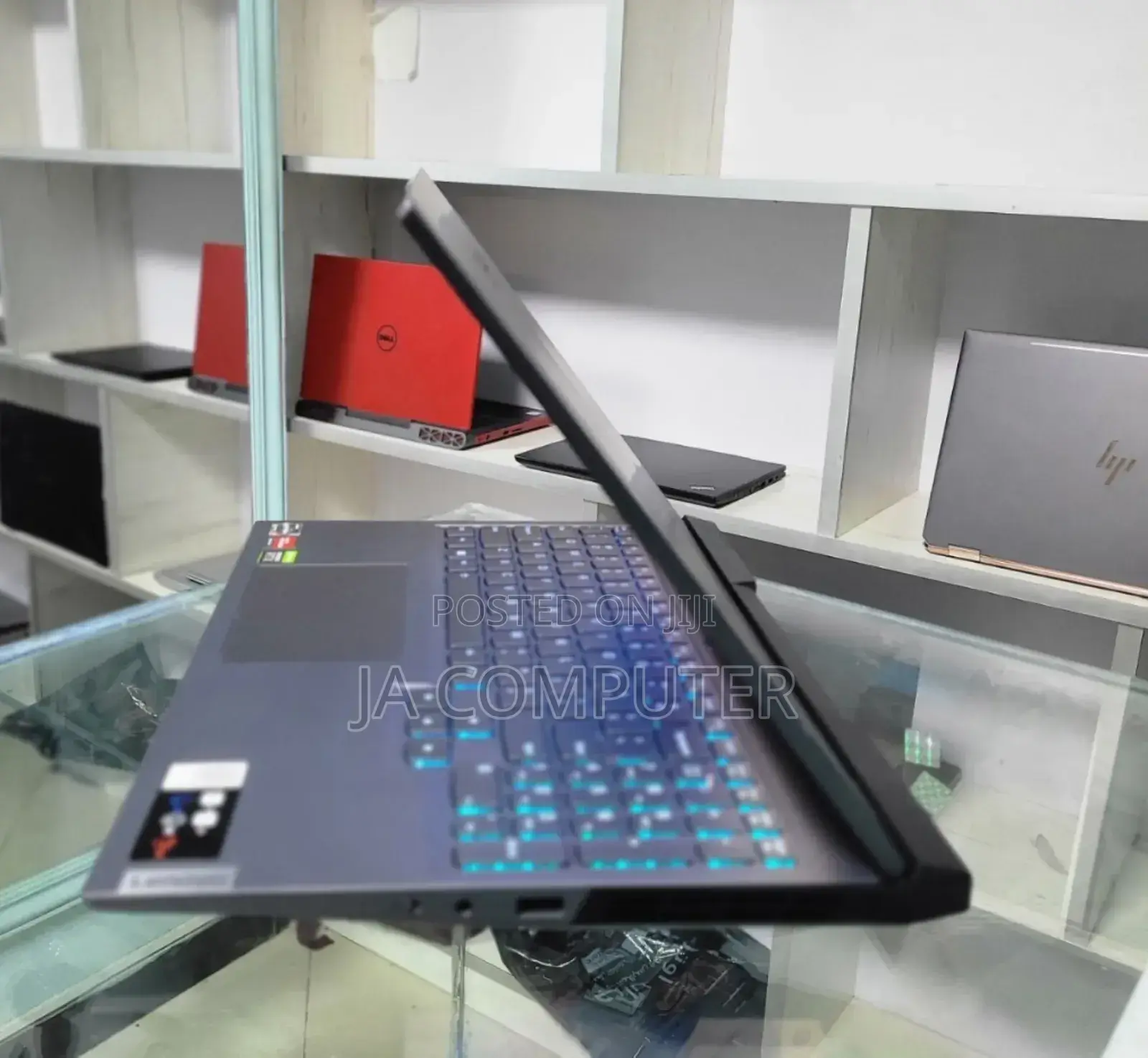 New Laptop Lenovo Legion 5 16GB AMD Ryzen 7 SSD 512GB