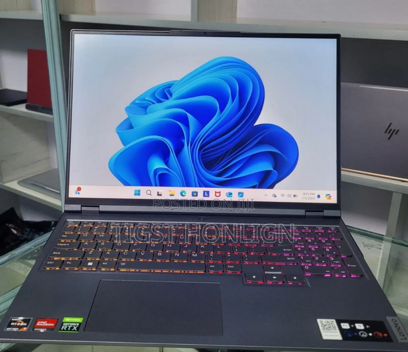 New Laptop Lenovo Legion 5 16GB AMD Ryzen 7 SSD 512GB