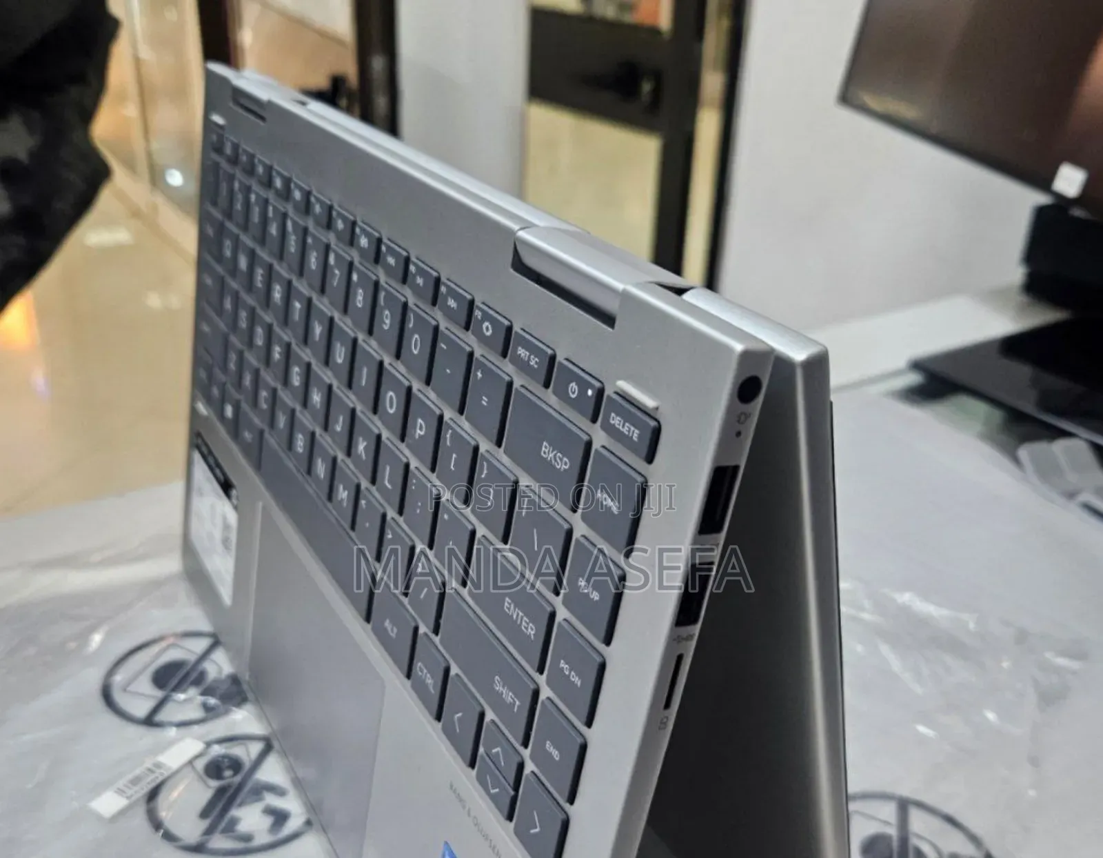 New Laptop HP Envy X360 8GB Intel Core I5 SSD 512GB