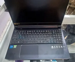 New Laptop Acer Predator Helios 300 16GB Intel Core I7 SSD 512GB