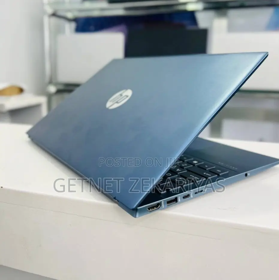 New Laptop HP Pavilion 15 8GB AMD Ryzen 7 SSD 512GB