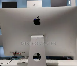 New Laptop Apple MacBook Pro 16GB Intel Core I5 SSD 1T