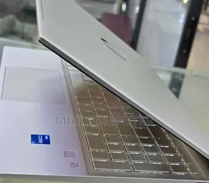 New Laptop HP Pavilion 15 8GB Intel Core I5 SSD 512GB