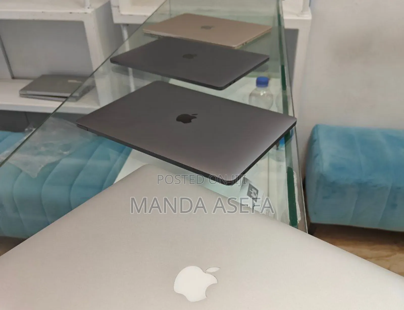 New Laptop Apple MacBook Pro 2019 16GB Intel Core I7 SSD 256GB