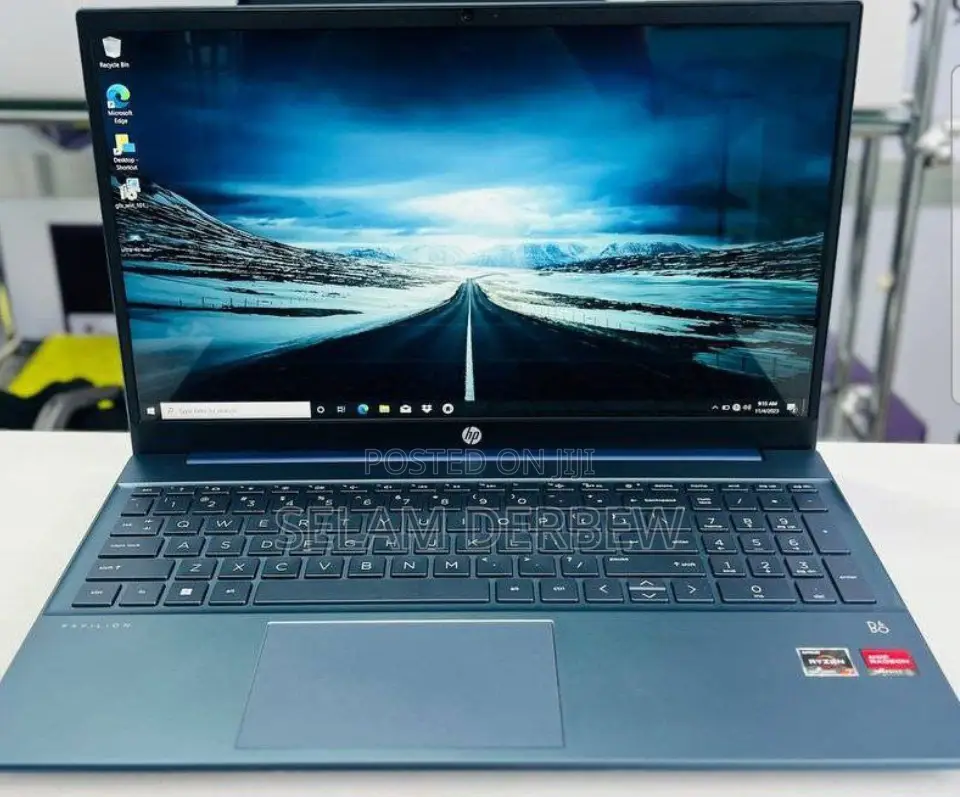 New Laptop HP Pavilion 15 8GB AMD Ryzen 7 SSD 512GB