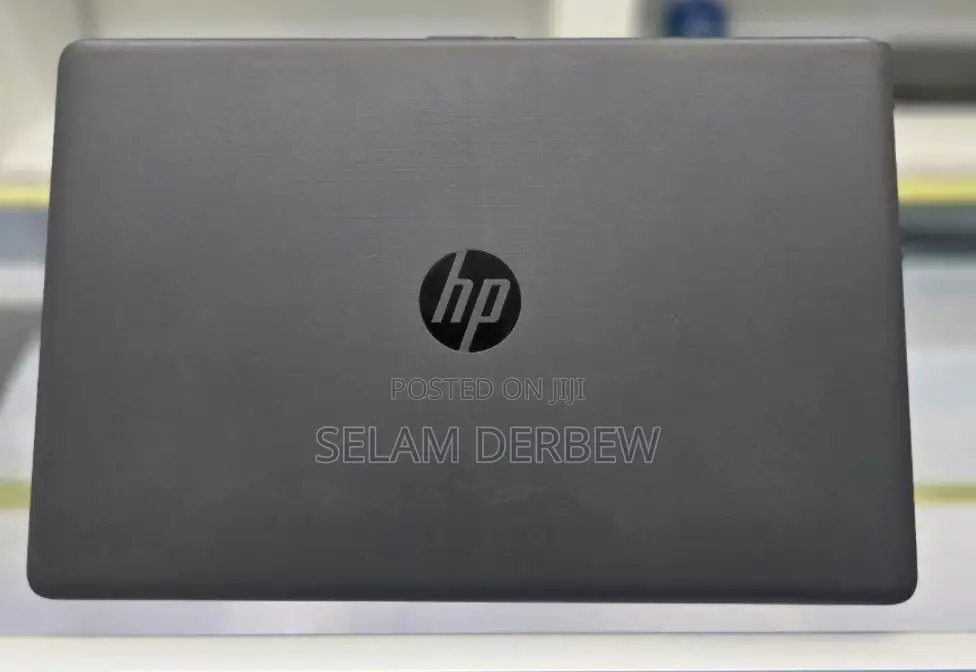 New Laptop HP Stream Notebook 8GB Intel Core I7 HDD 1T