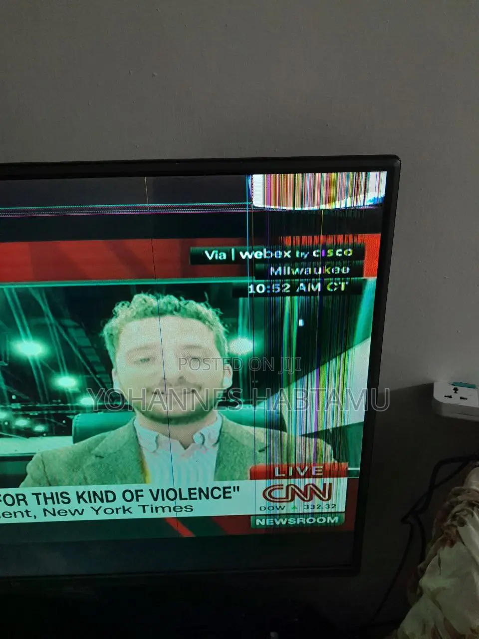 Lg TV for Sale With Slight Screen Damage