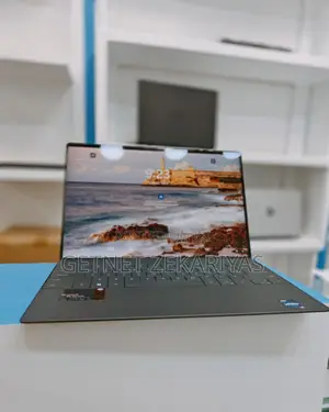 Photo - New Laptop Dell XPS 13 32GB Intel Core I7 SSD 1T