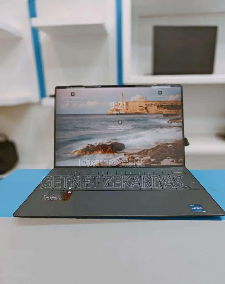 New Laptop Dell XPS 13 32GB Intel Core I7 SSD 1T