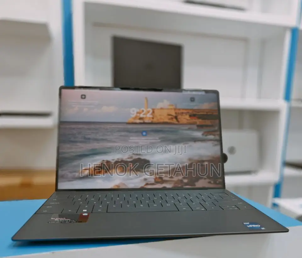 New Laptop Dell XPS 13 32GB Intel Core I7 SSD 512GB