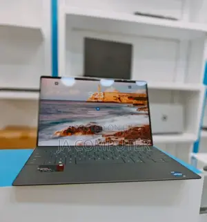 New Laptop Dell XPS 13 32GB Intel Core I7 SSD 512GB