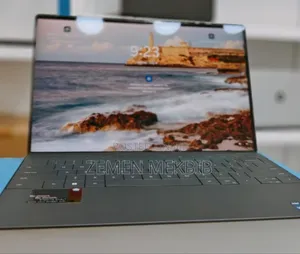 Photo - New Laptop Dell XPS 15 32GB Intel Core I7 SSD 512GB