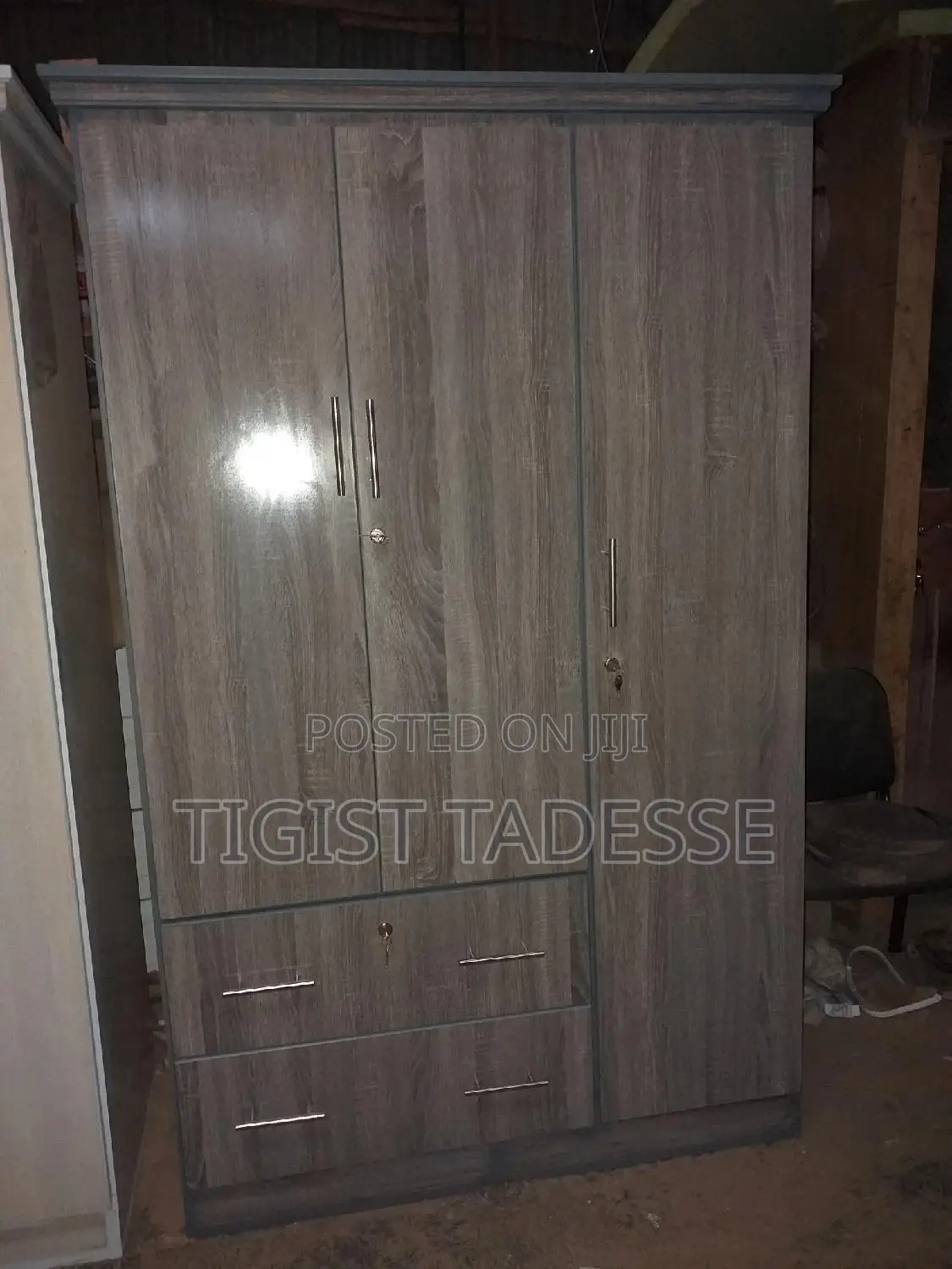 ላምኔት ቁም ሳጥን 120cm