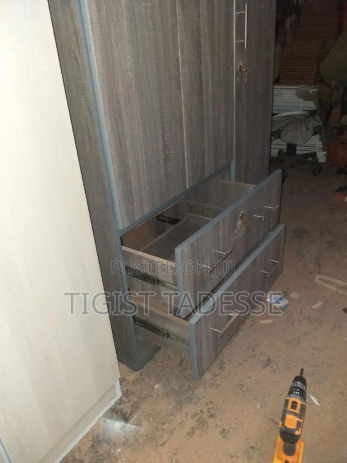 ላምኔት ቁም ሳጥን 120cm