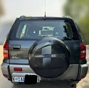 Toyota RAV4 1.8 2005 Gray