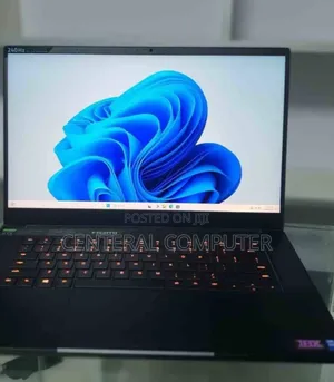 Photo - New Laptop Razer Blade 16GB Intel Core I7 SSD 512GB