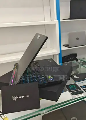 New Laptop Acer Predator Helios 300 32GB Intel Core I9 SSD 1T