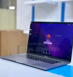 Photo - New Laptop Apple MacBook Pro 2015 16GB Intel Core i7 SSD 512GB