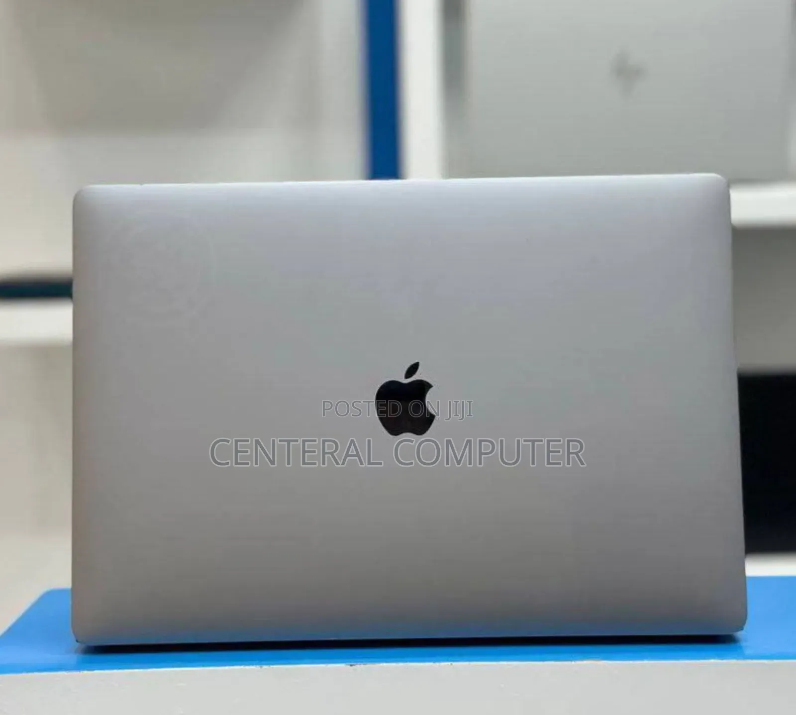 New Laptop Apple MacBook Pro 2015 16GB Intel Core i7 SSD 512GB