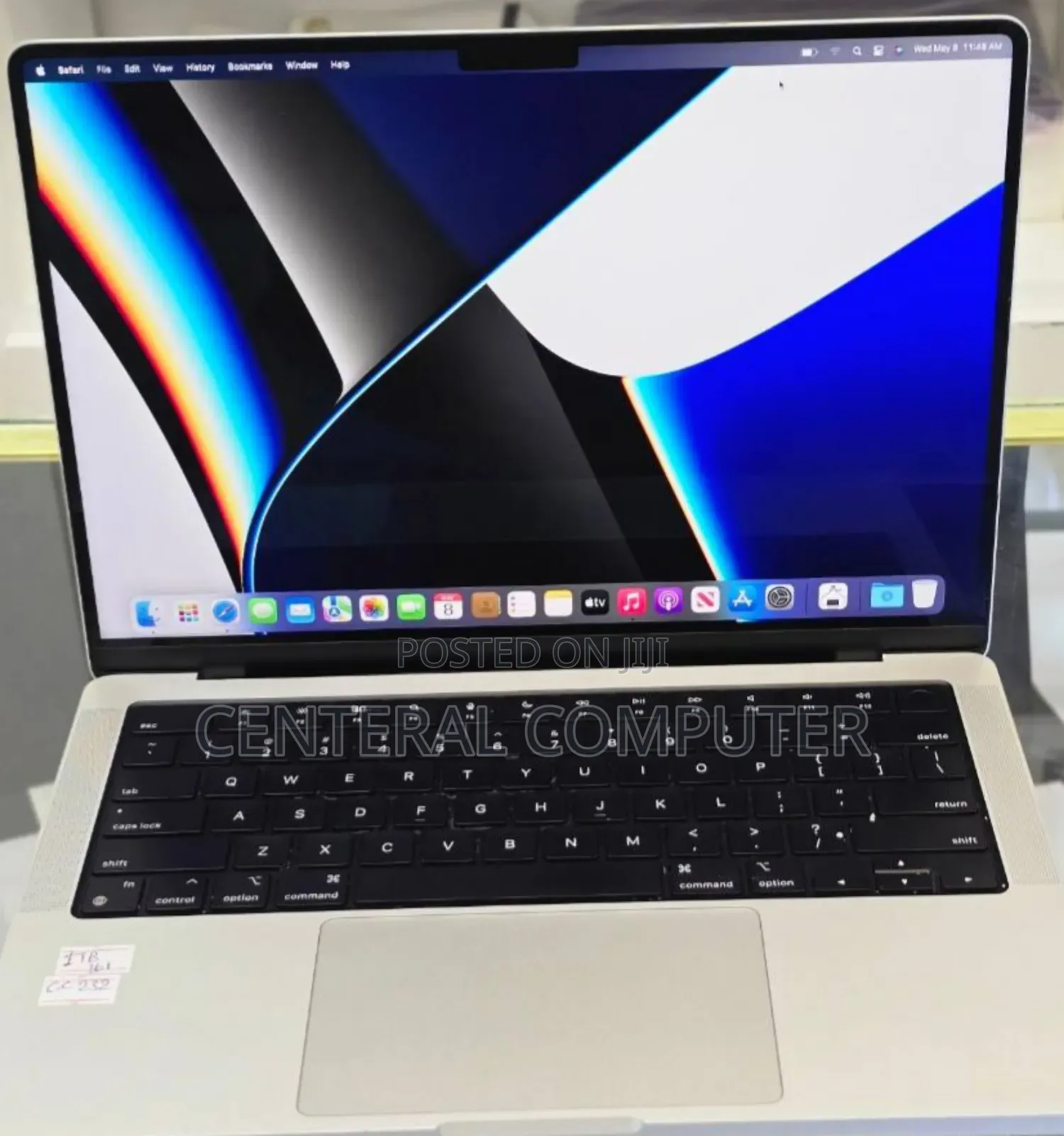 New Laptop Apple MacBook Pro 2023 M3 Max 16-Inch 32GB Apple M1 SSD 1T