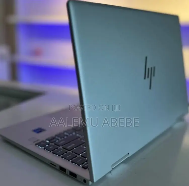 New Laptop HP Envy X360 8GB Intel Core I7 SSD 512GB