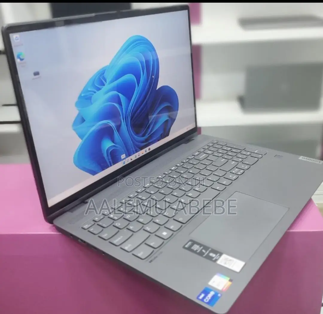 New Laptop Lenovo Flex 5 16GB Intel Core I7 SSD 512GB