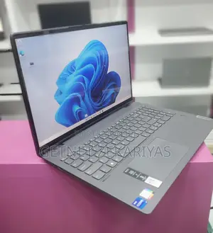 New Laptop Lenovo Flex 5 16GB Intel Core I7 SSD 512GB