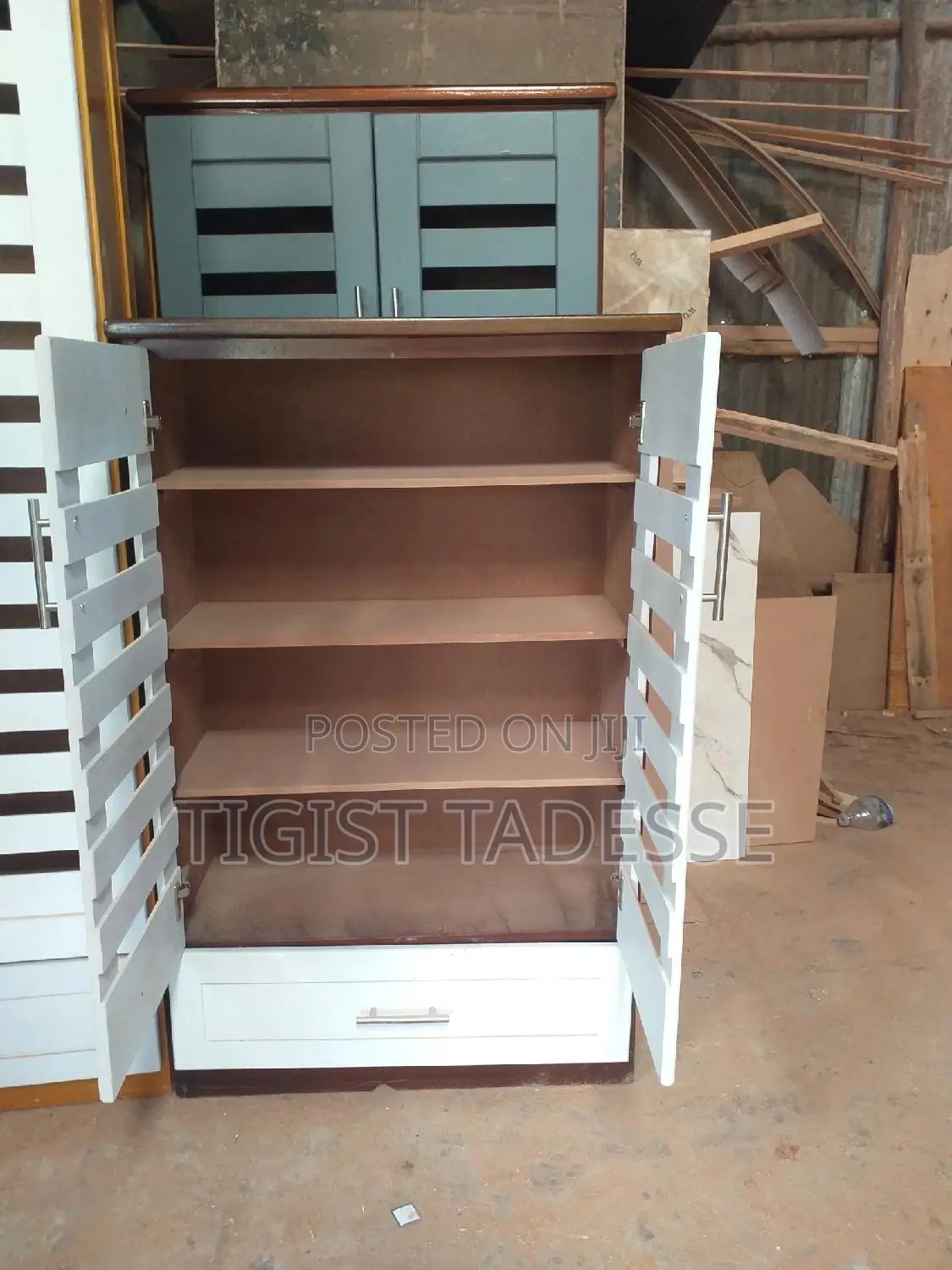 የጫማ መደርደርያ 80*120cm