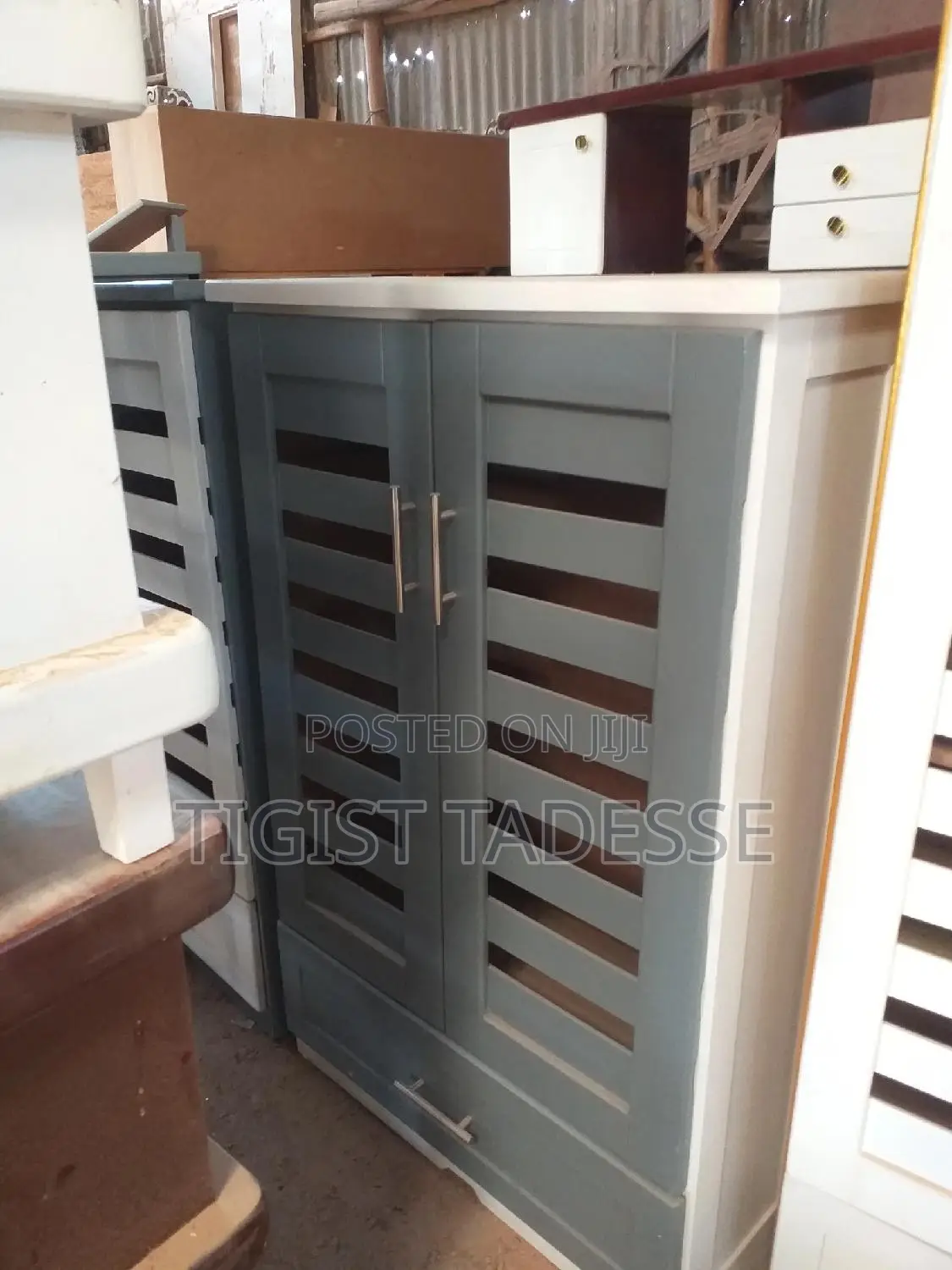 የጫማ መደርደርያ 80*120cm