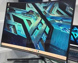 Photo - Curved Moniter