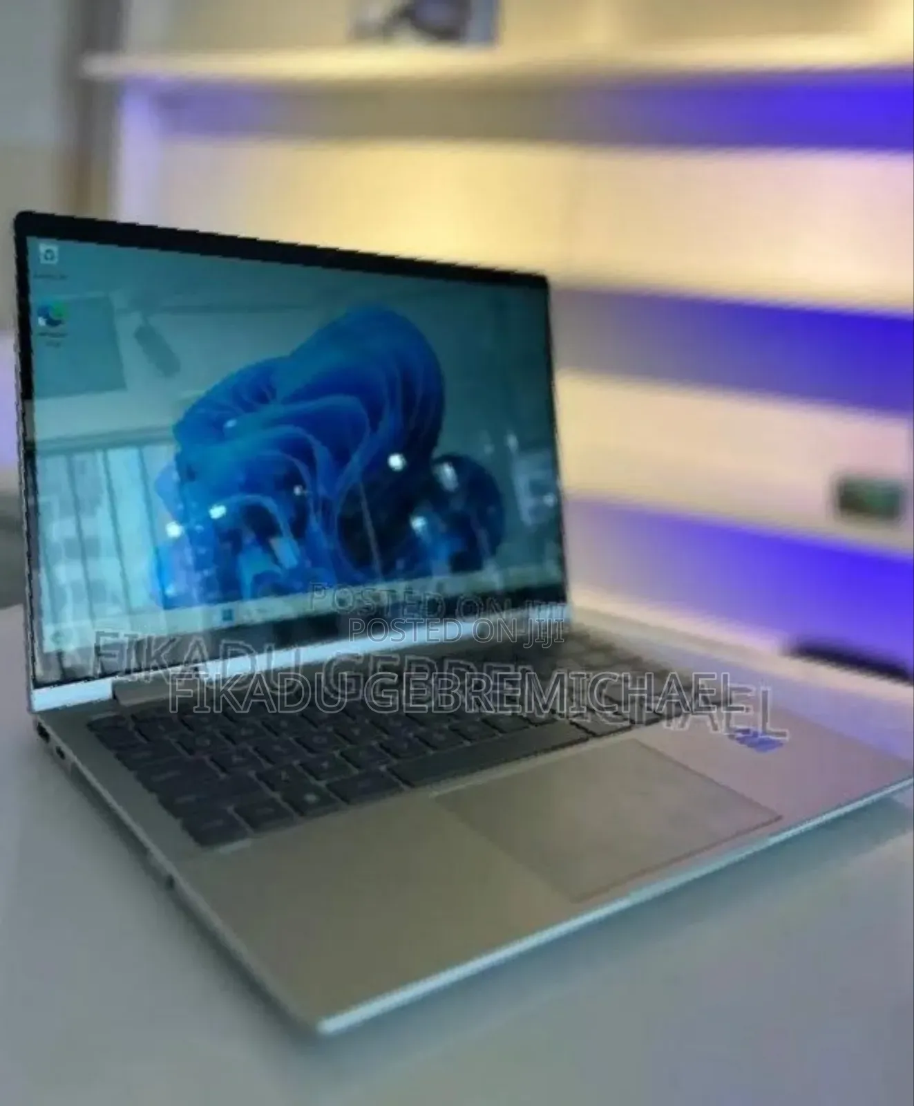 New Laptop HP Envy X360 8GB Intel Core i7 SSD 512GB