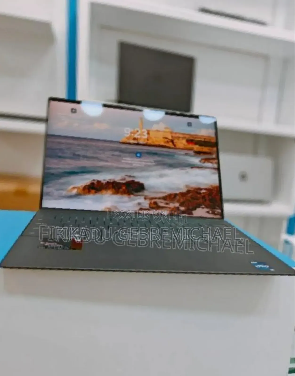 New Laptop Dell XPS 15 32GB Intel Core i7 SSD 512GB