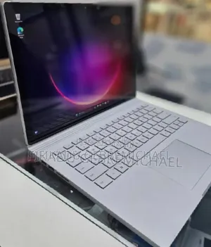 New Laptop Microsoft Surface Book 3 32GB Intel Core i7 SSD 512GB