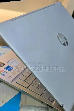 New Laptop HP Pavilion 15 8GB Intel Core i5 SSD 512GB