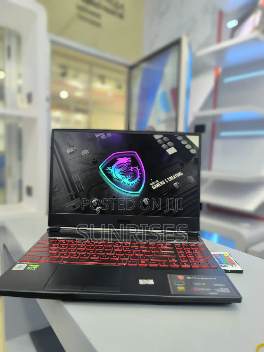 New Laptop MSI GP75 Leopard 16GB Intel Core I7 SSD 512GB