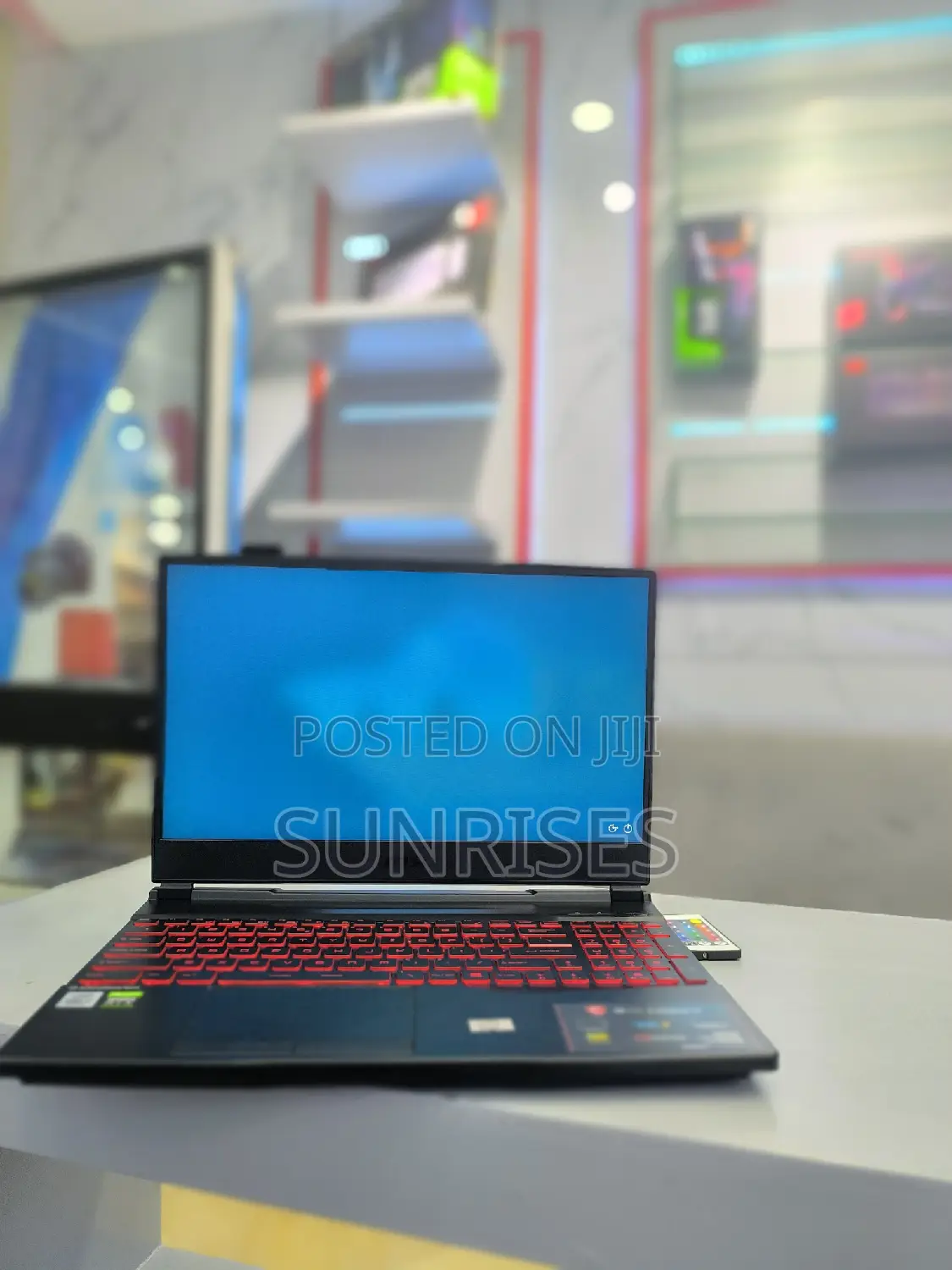 New Laptop MSI GP75 Leopard 16GB Intel Core I7 SSD 512GB