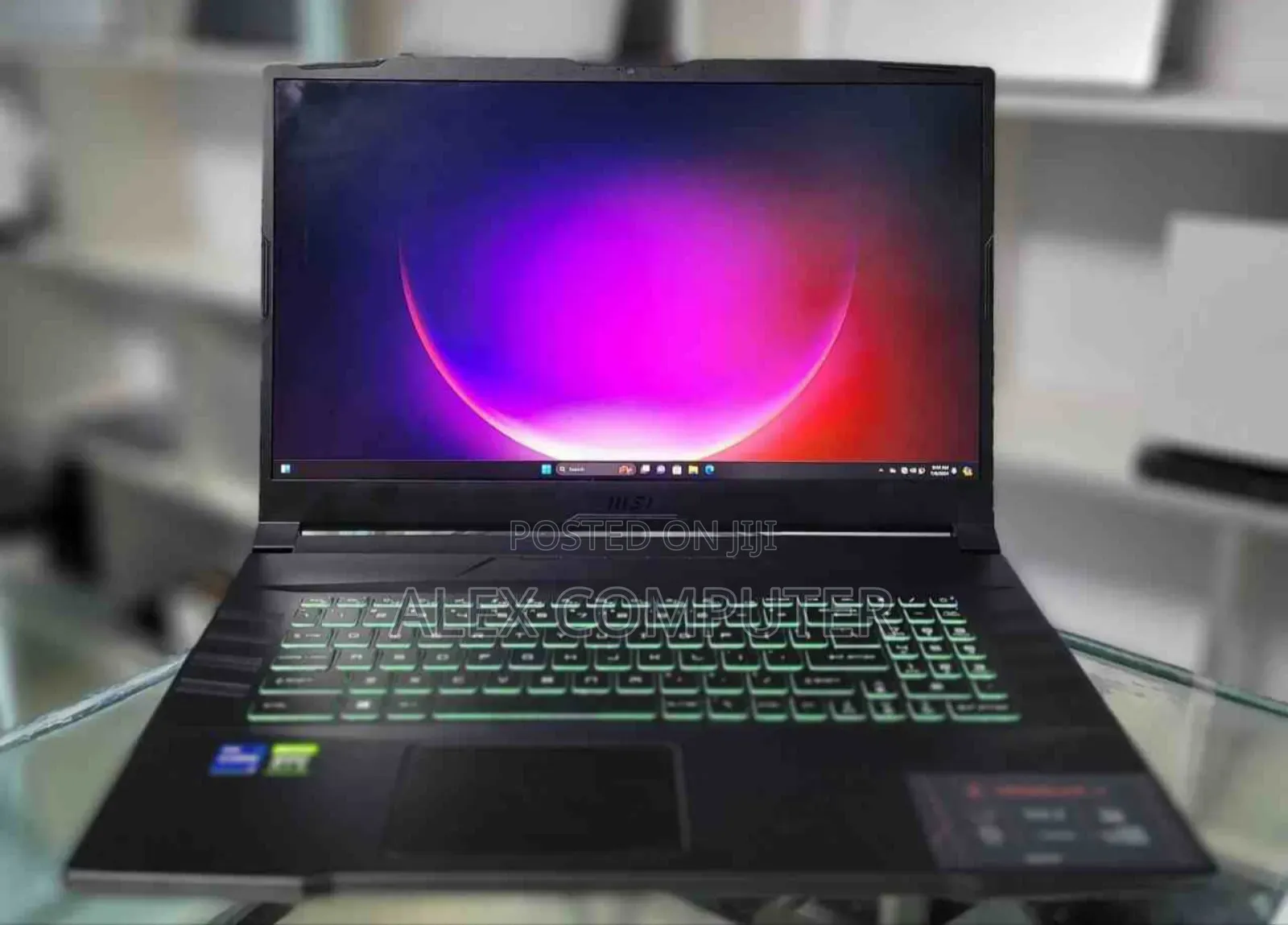 New Laptop MSI Crosshair 17 16GB Intel Core I7 SSD 512GB