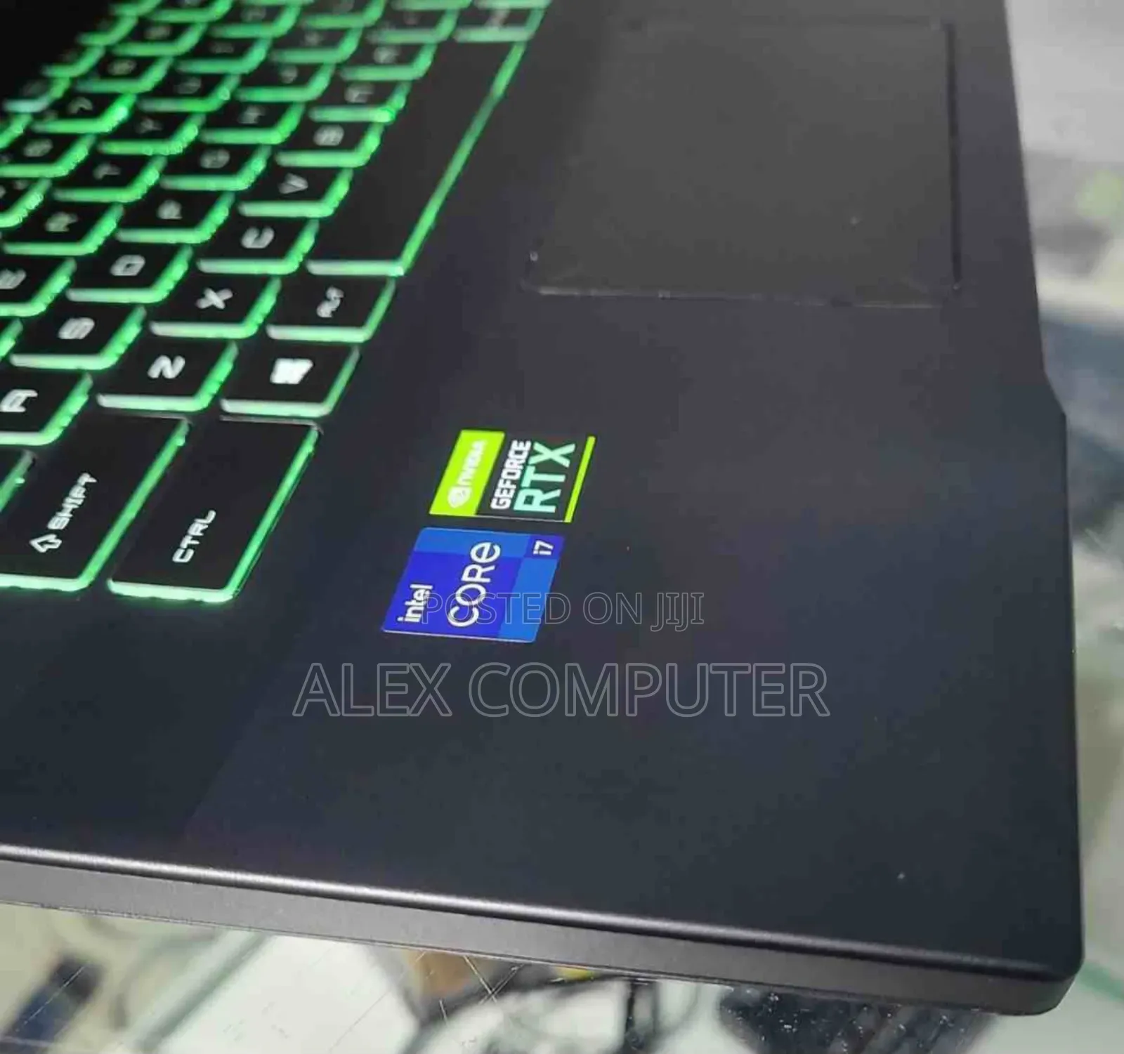 New Laptop MSI Crosshair 17 16GB Intel Core I7 SSD 512GB