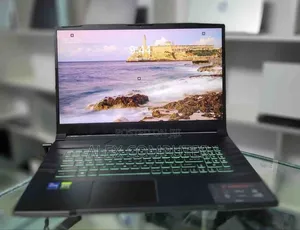 New Laptop MSI Crosshair 17 16GB Intel Core I7 SSD 512GB