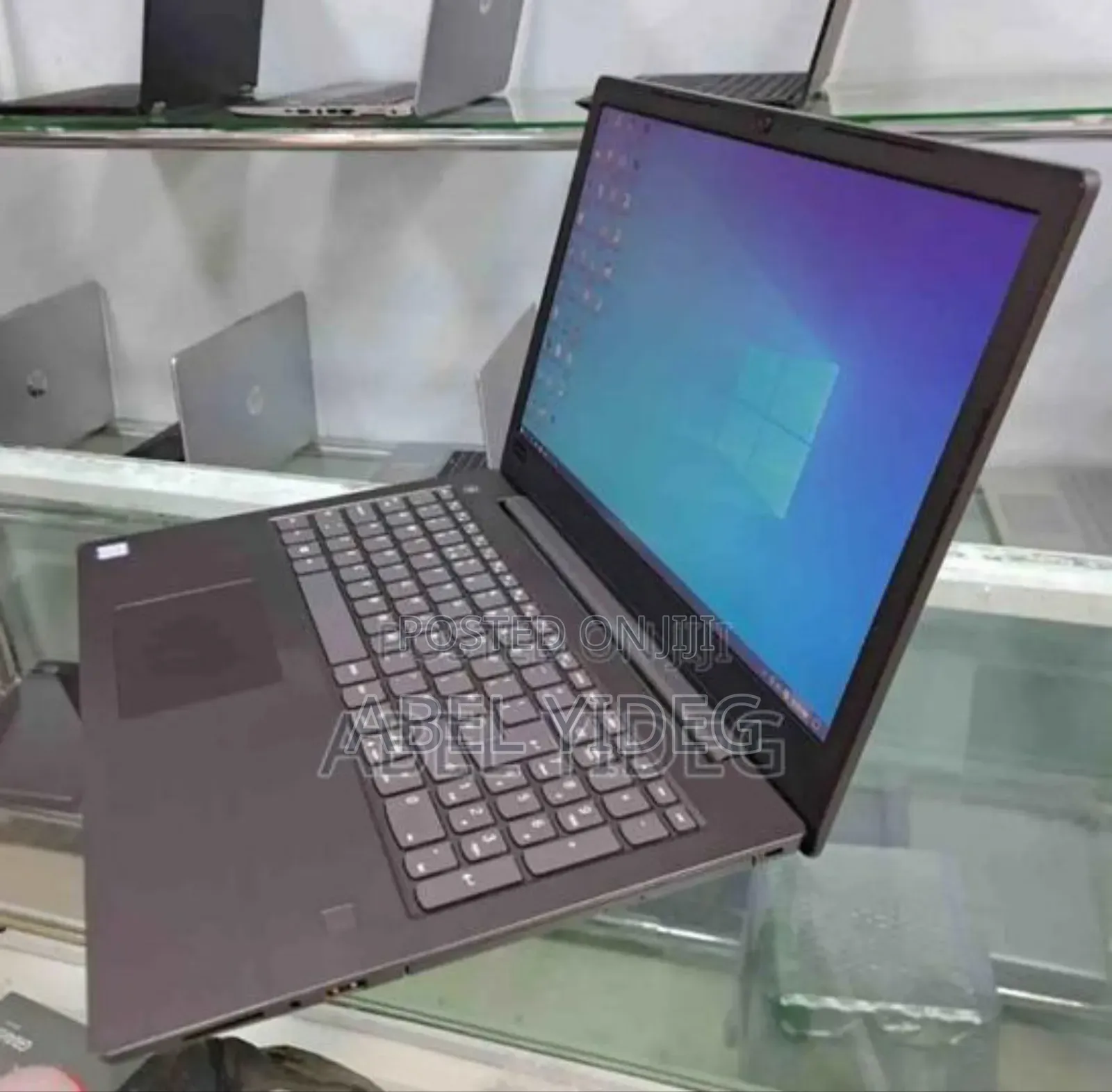 New Laptop Lenovo Ideapad 3 8GB Intel Core i7 HDD 1T