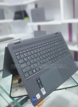 New Laptop Lenovo Flex 5 16GB Intel Core i7 SSD 512GB