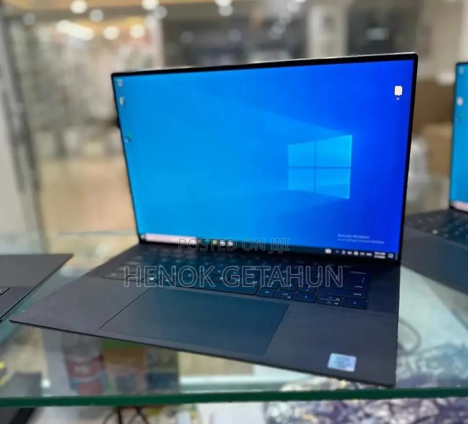 New Laptop Dell XPS 15 32GB Intel Core i7 SSD 512GB