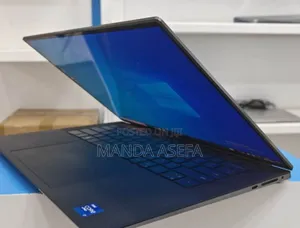 New Laptop Dell 16GB Intel Core I7 SSD 512GB