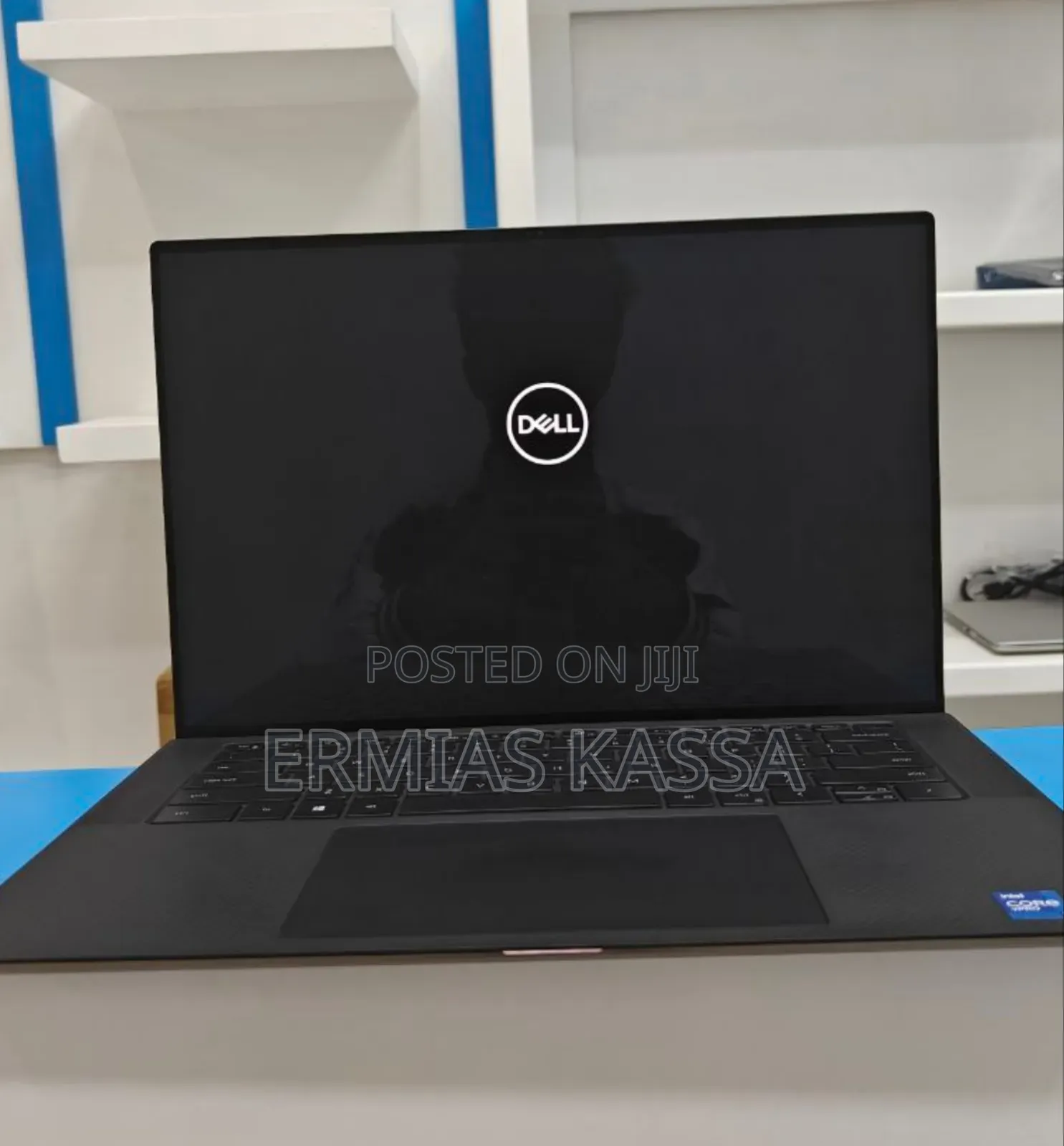 New Laptop Dell Precision 15 7550 32GB Intel Core I7 SSD 512GB