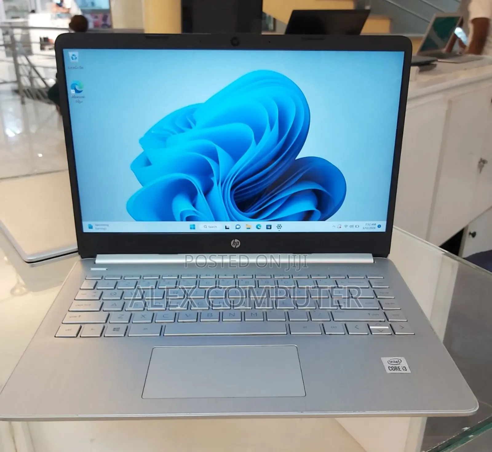 New Laptop HP Stream Notebook 8GB Intel Core I3 SSD 256GB