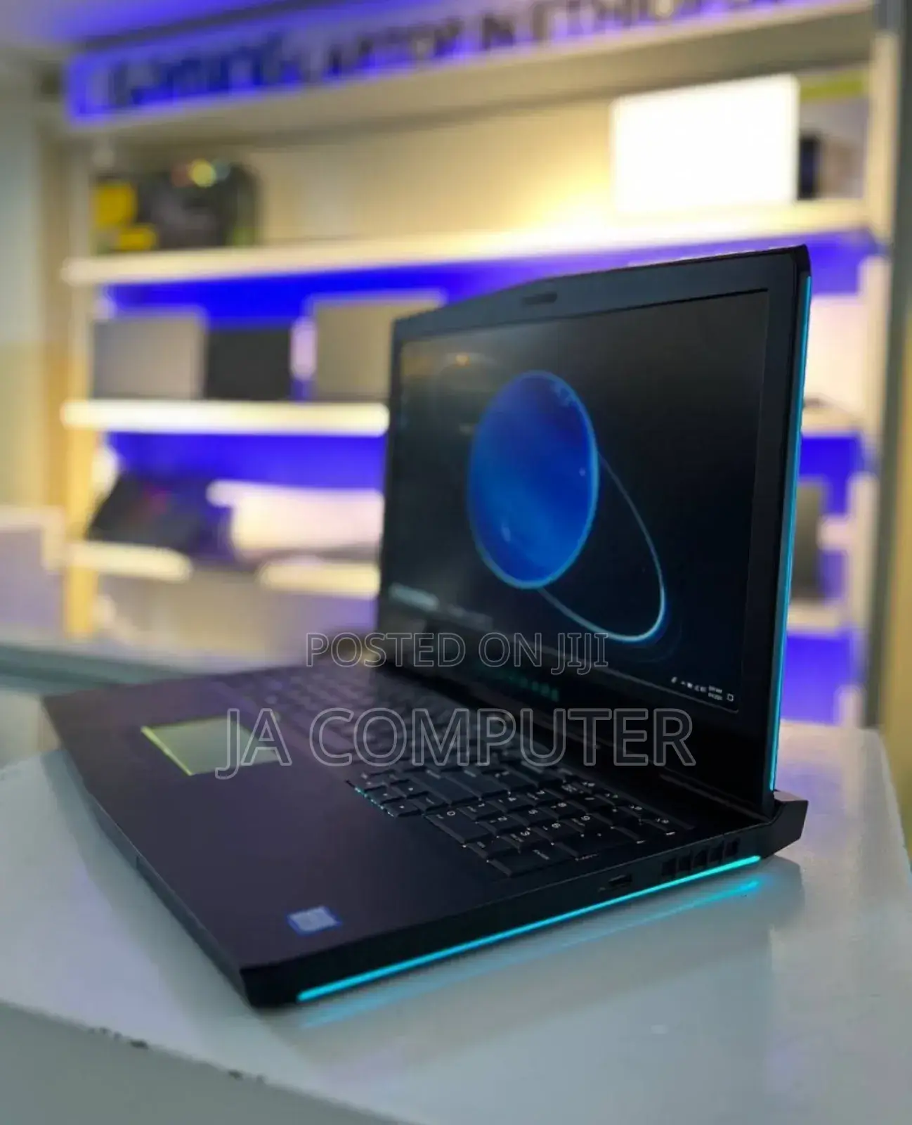 New Laptop Alienware M17x R2 32GB Intel Core I7 HDD+SSD 1.5T