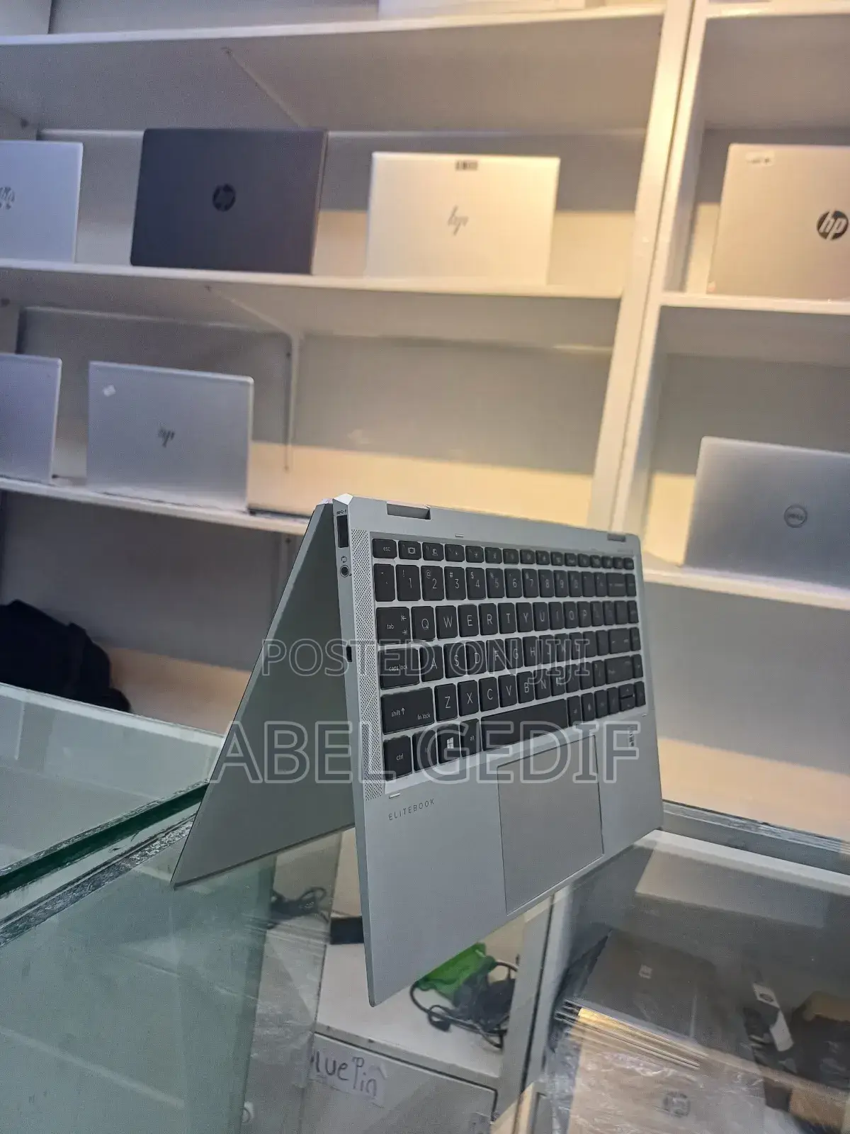 New Laptop HP EliteBook X360 1040 G7 16GB Intel Core I7 SSD 512GB